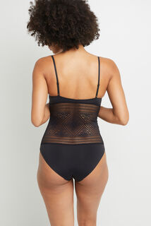 BABY BODY SANS ARMATURES DENTELLE NOIR