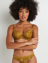 JAUNE