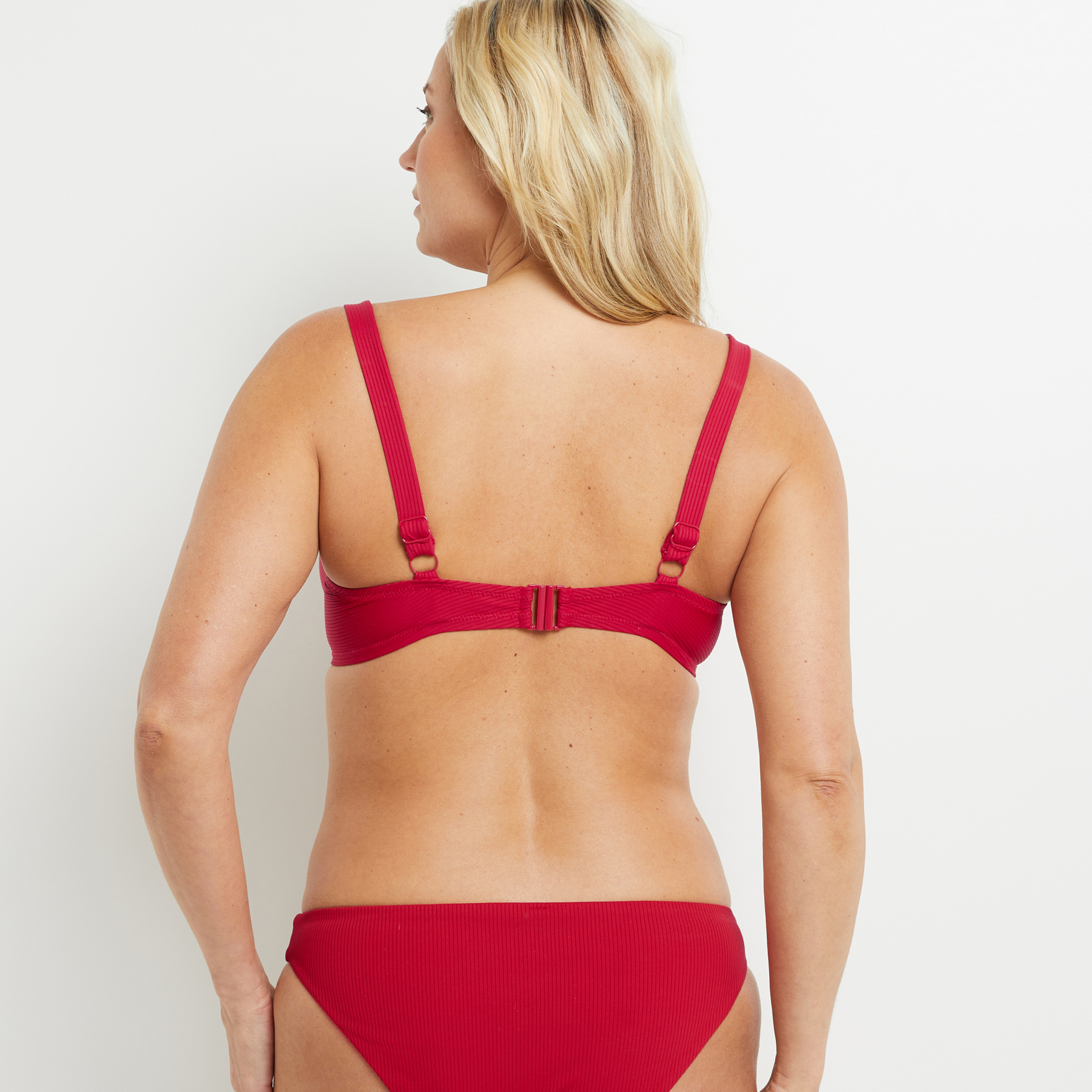 MAILLOT DE BAIN GRANDS BONNETS ROUGE