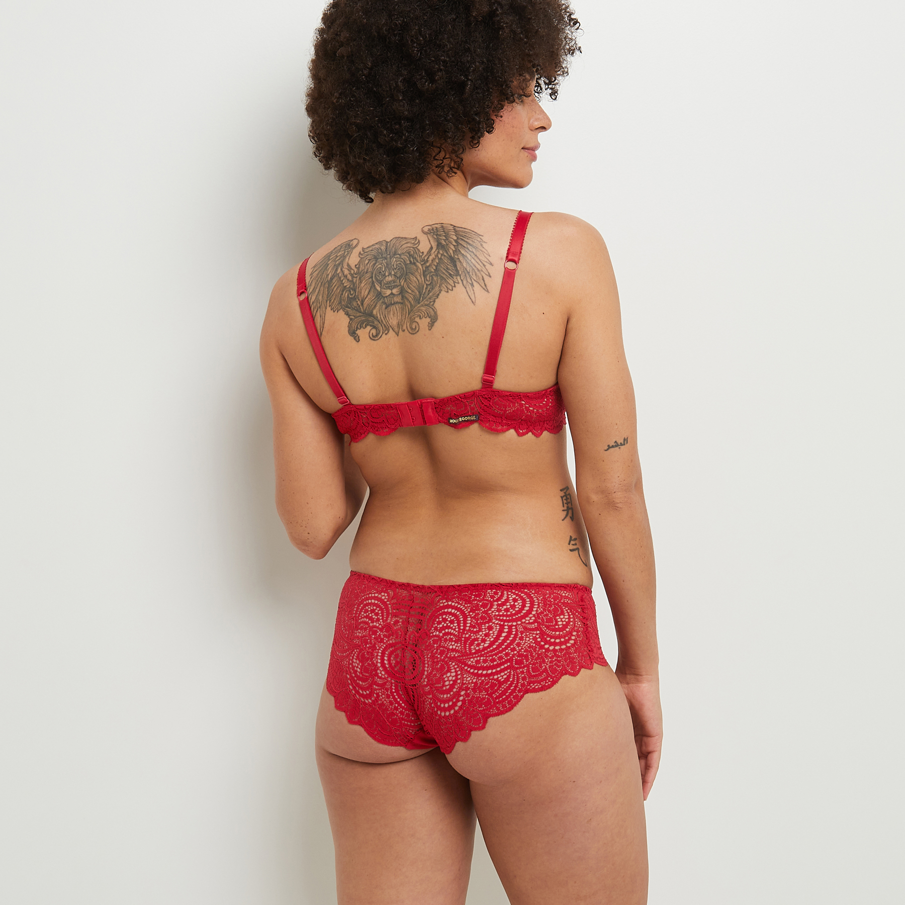 DENTELLE SHORTY DENTELLE ROUGE