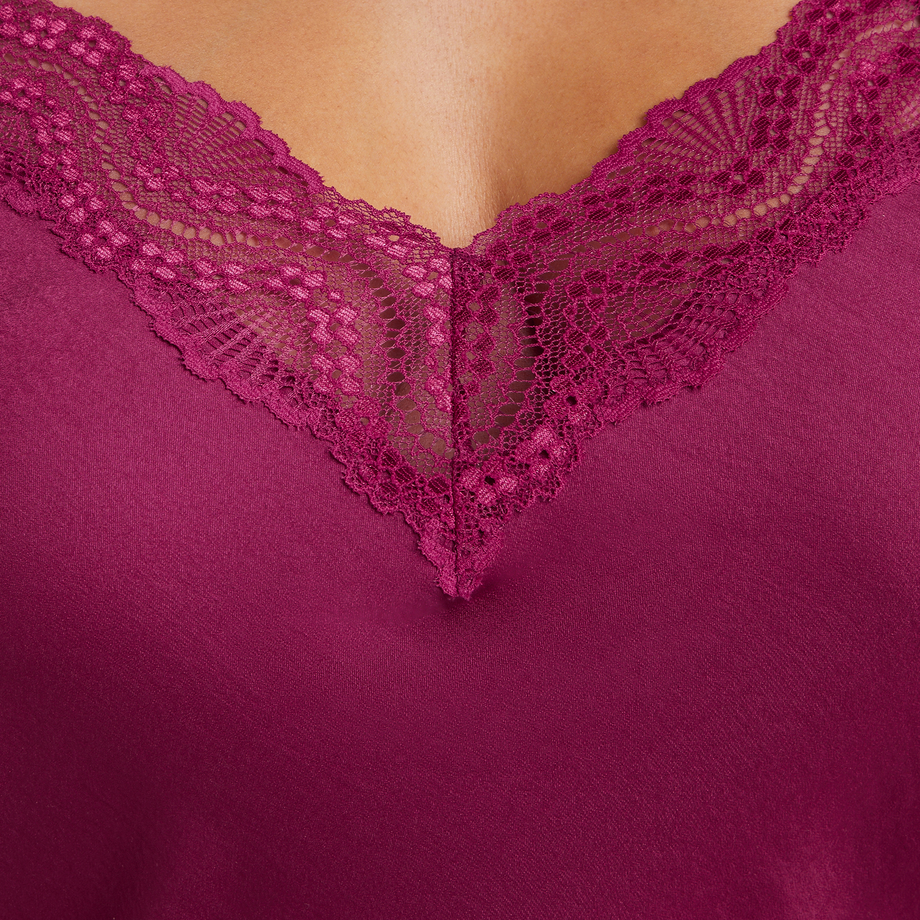 BESSIE NUISETTE SATIN PRUNE