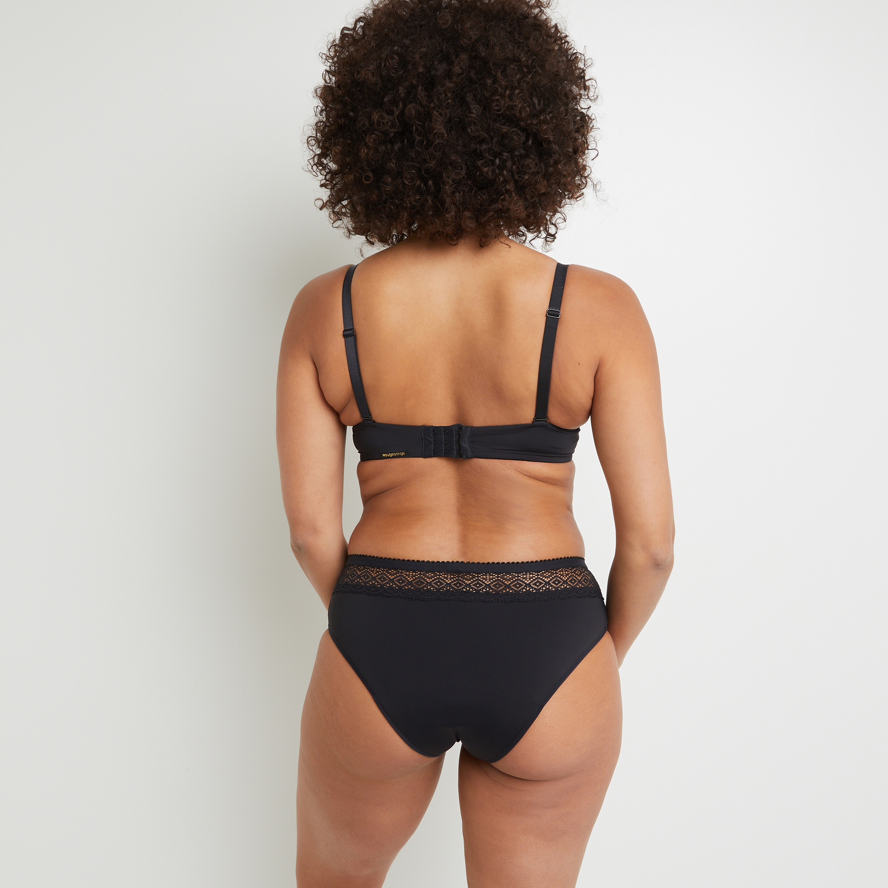 BIZZ SHORTY MENSTRUEL FLUX ABONDANT NOIR