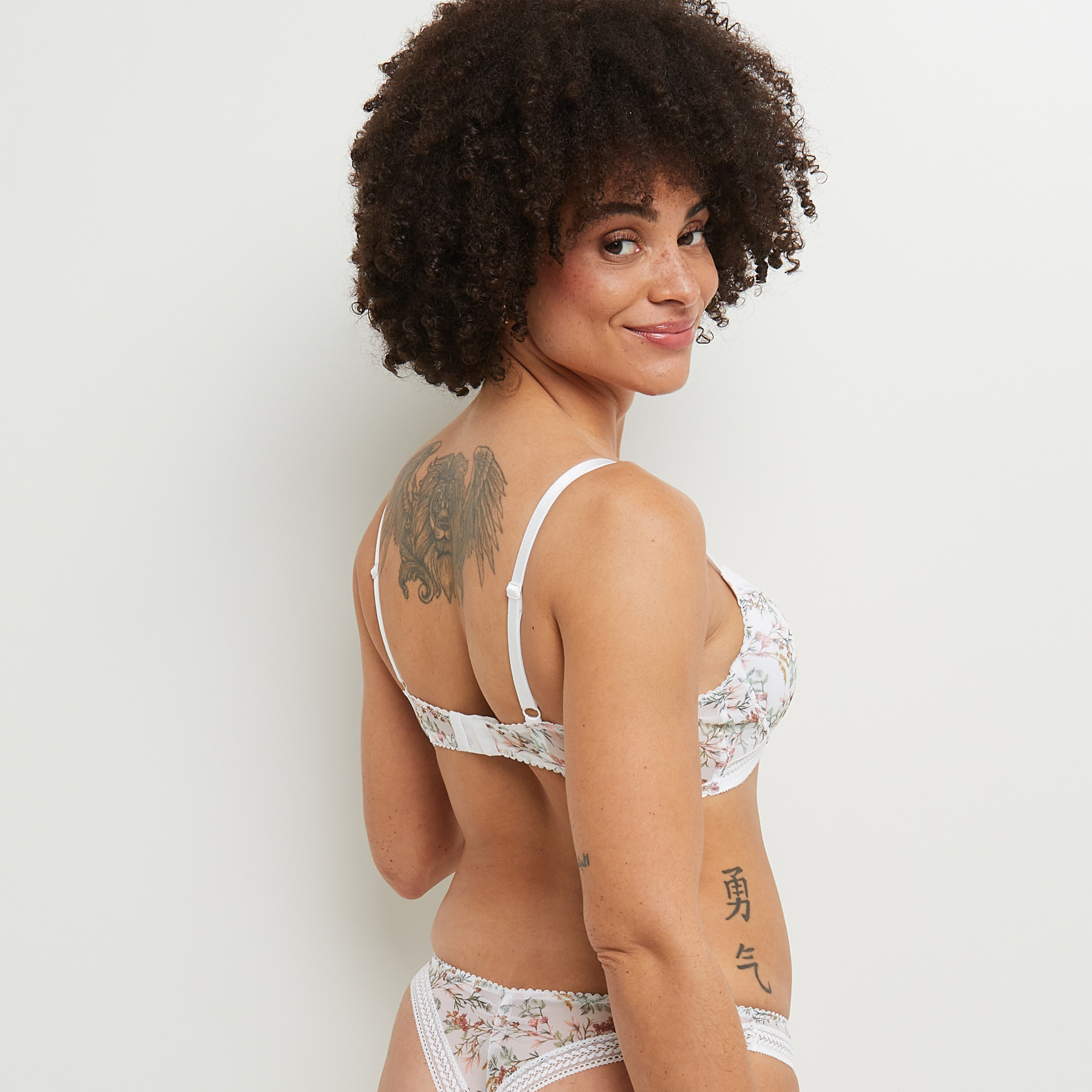 BEBEL SOUTIEN-GORGE AMPLI EMBOITANT MULTICO BLANC