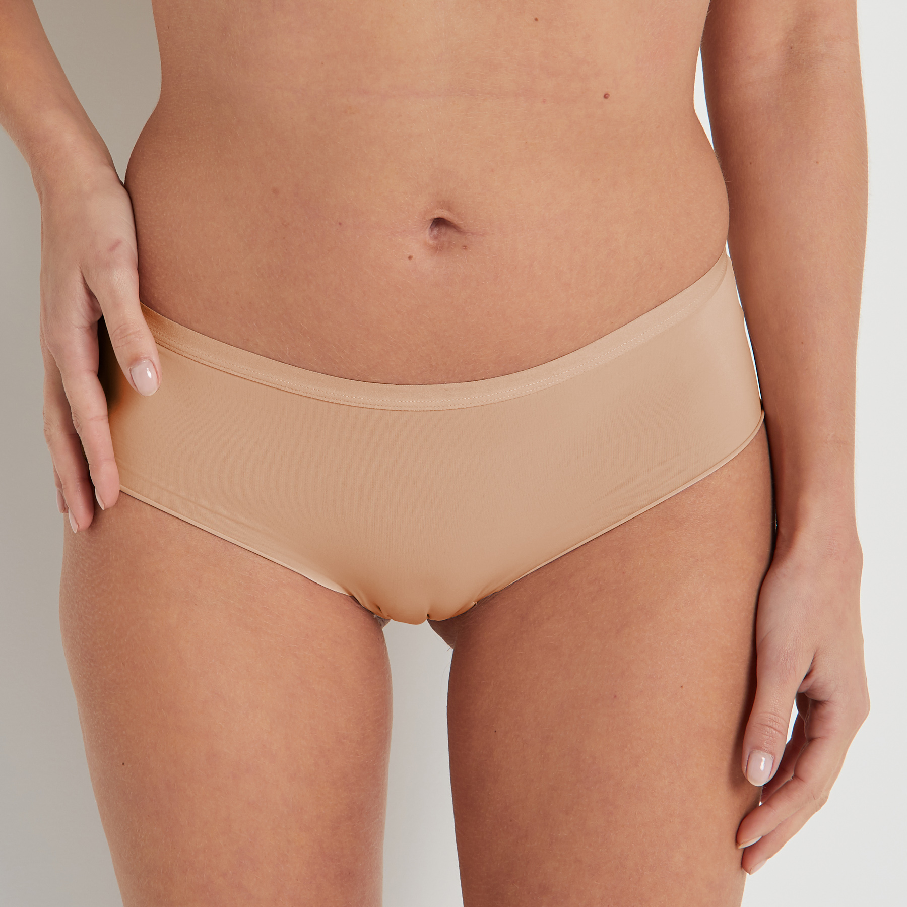 INVISIBLE SHORTY MICROFIBRE RECYCLEE NATUREL