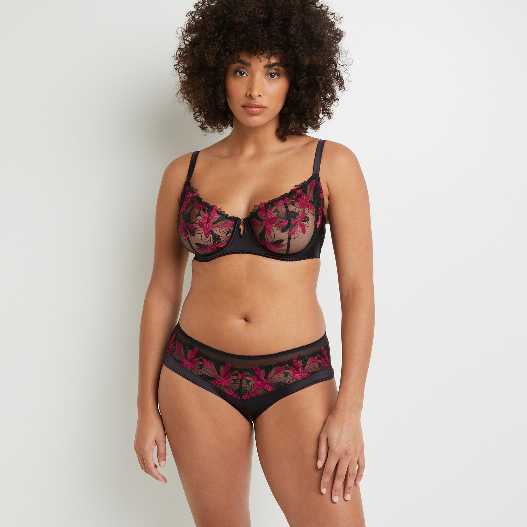 BETTY SHORTY TULLE BRODE MULTICO NOIR