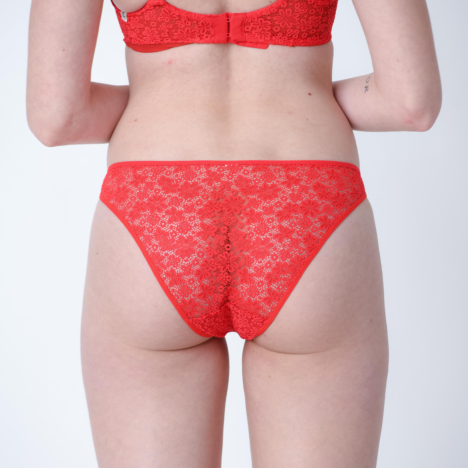 CULOTTE DENTELLE ROUGE ROUGE