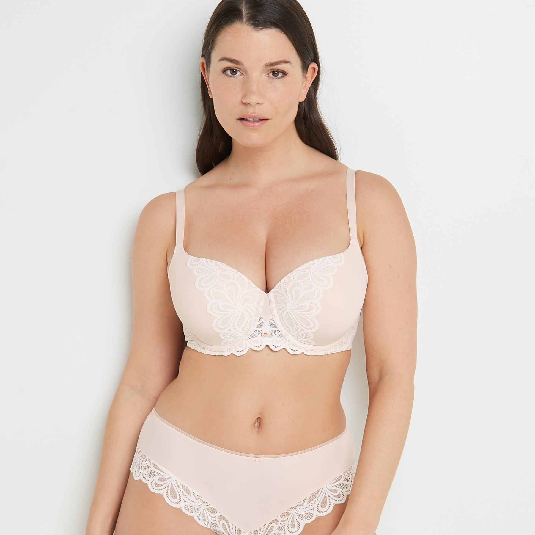 SYARA SOUTIEN-GORGE AMPLI EMBOITANT POUDRE