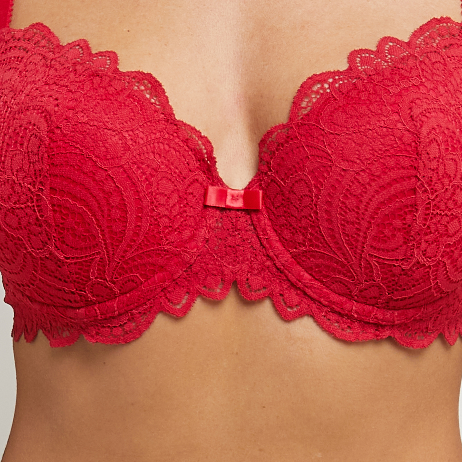 DENTELLE SOUTIEN-GORGE AMPLI EMBOITANT ROUGE