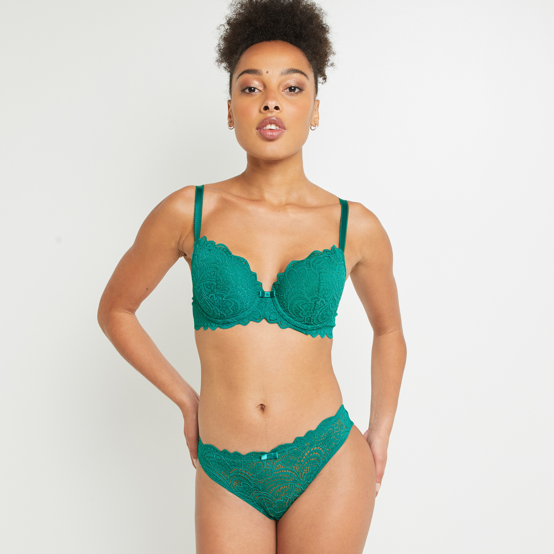 DENTELLE CULOTTE MICRO VERT