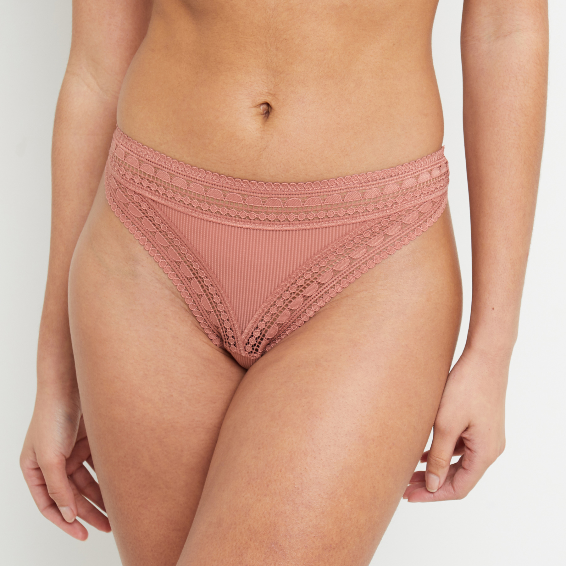 TANGA ROSE