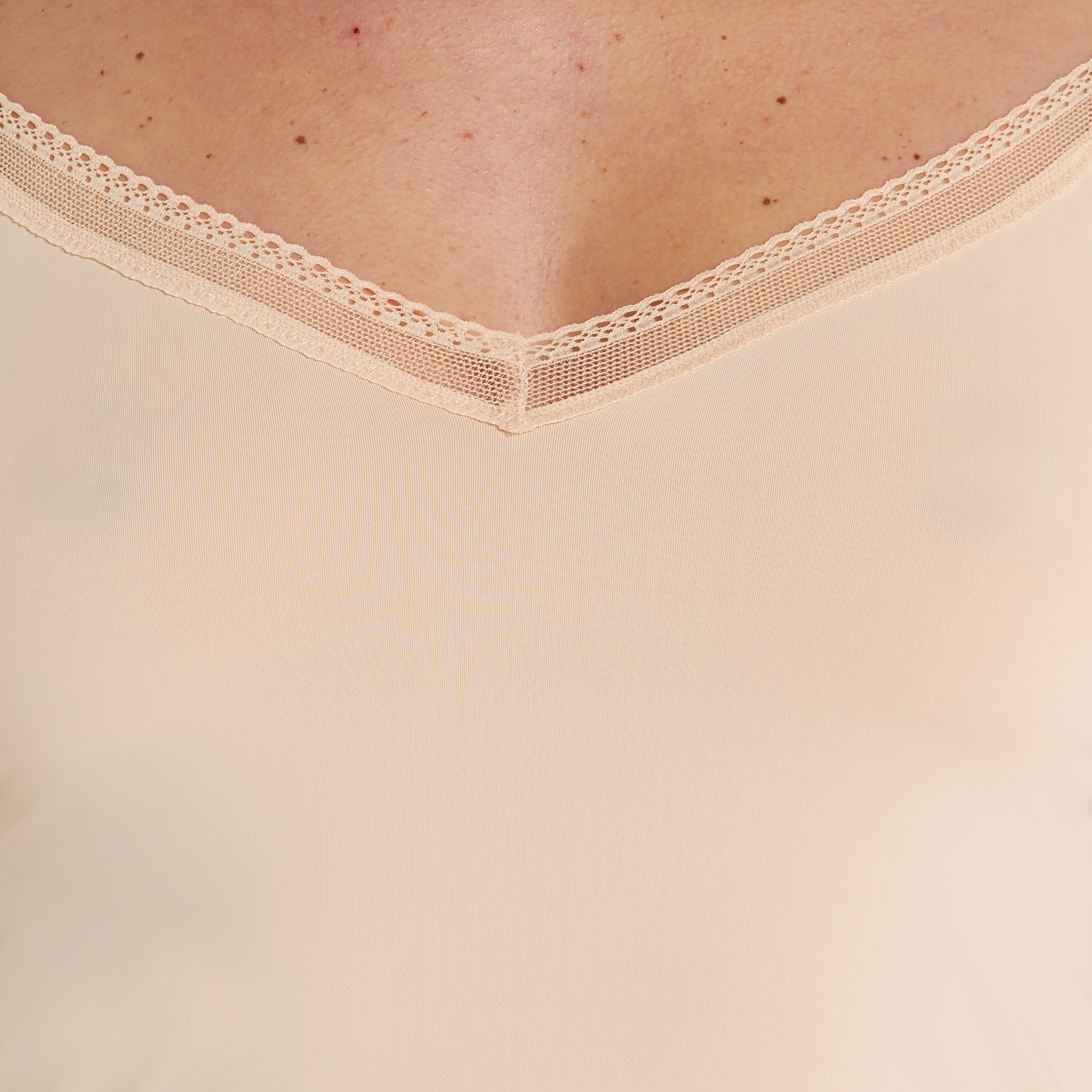 INVISIBLE FOND DE ROBE MICROFIBRE RECYCL NATUREL