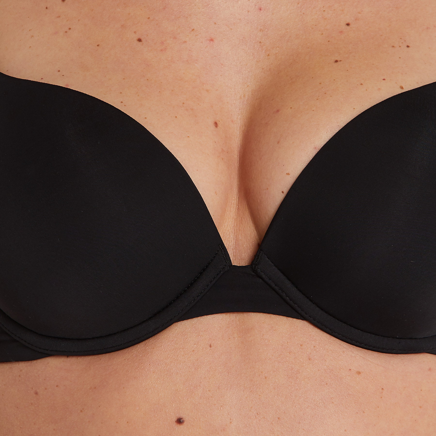 INVISIBLE SOUTIEN-GORGE PUSH UP NOIR