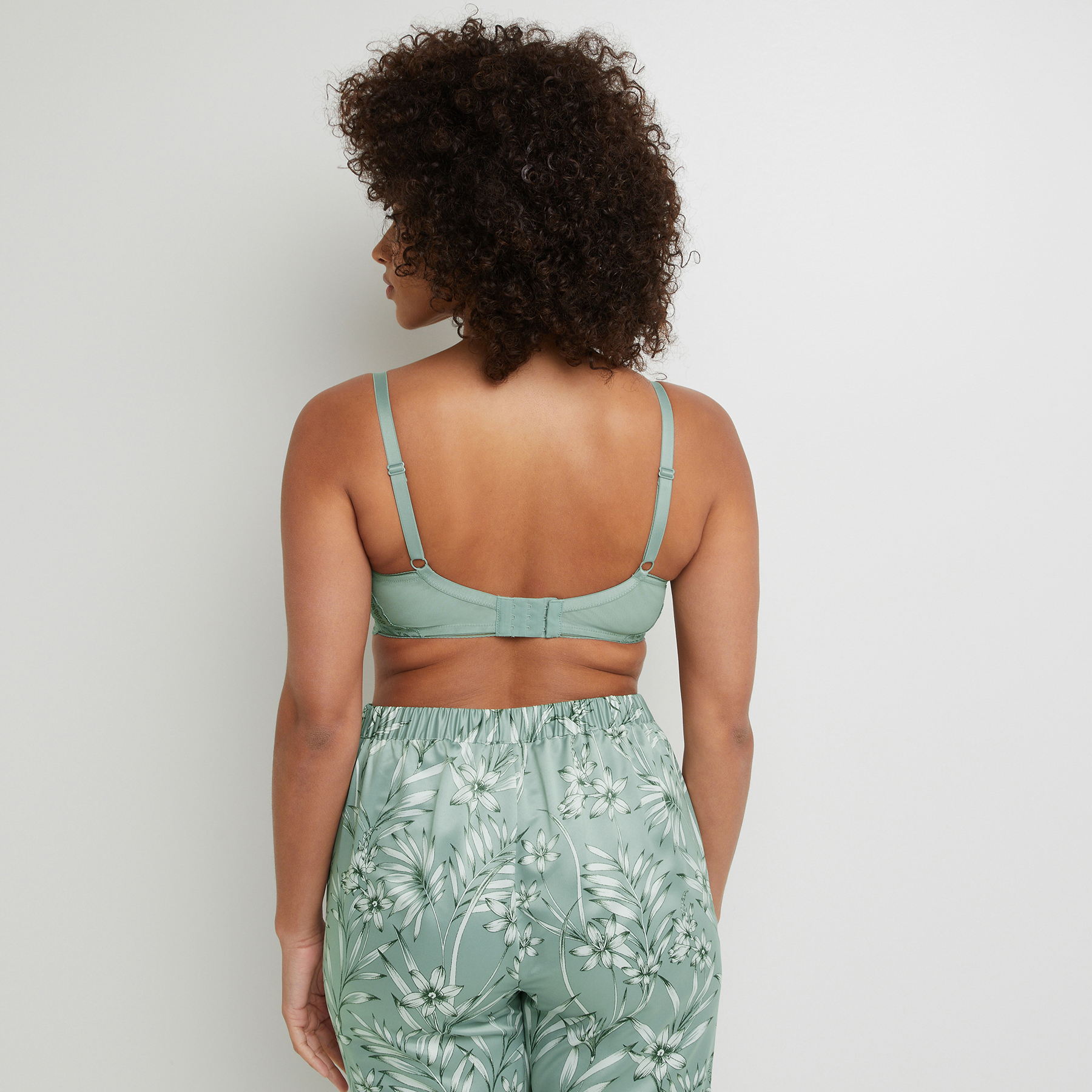 BERRIE SOUTIEN-GORGE EMBOITANT DENTELLE Vert clair