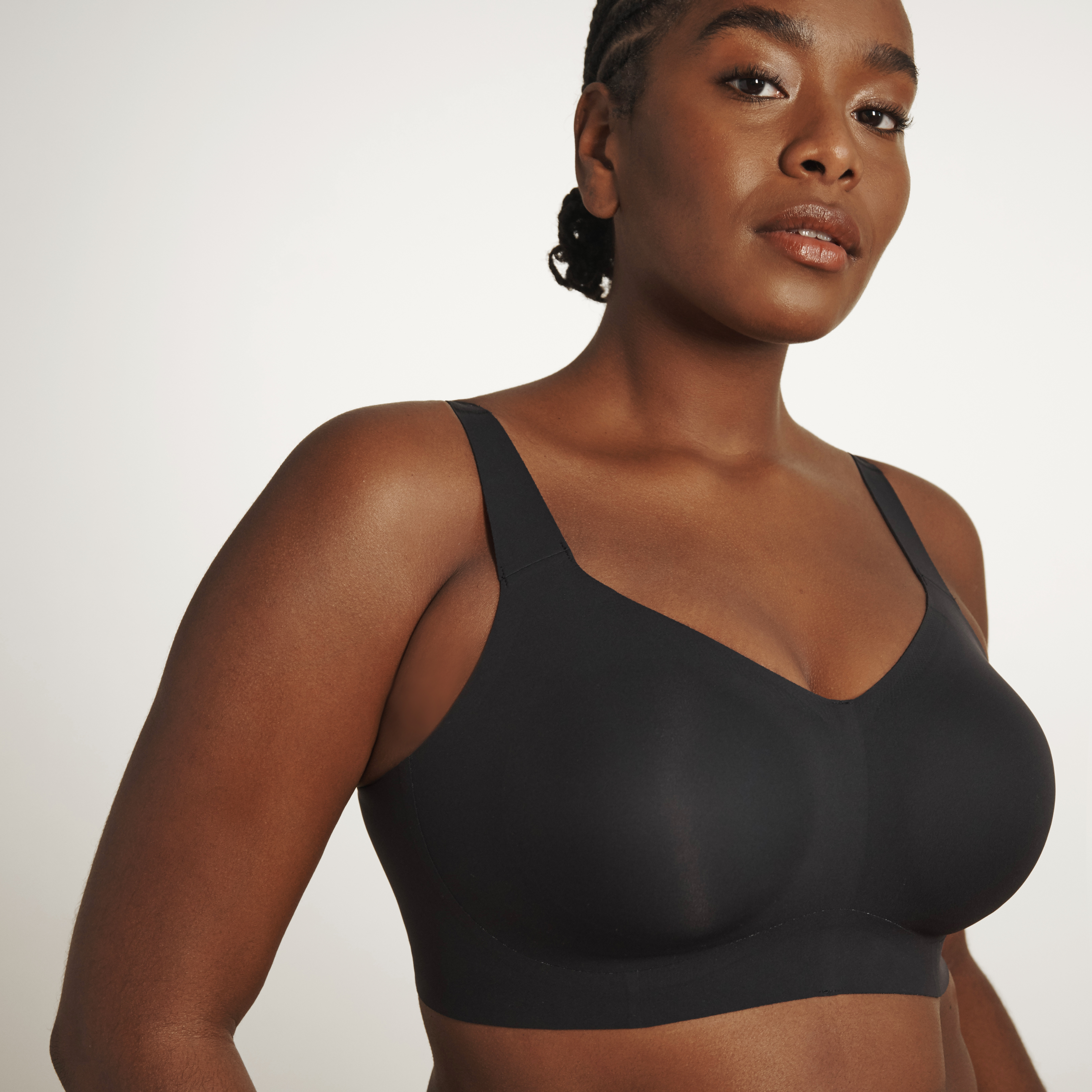 BEYOND BRASSIERE NOIR