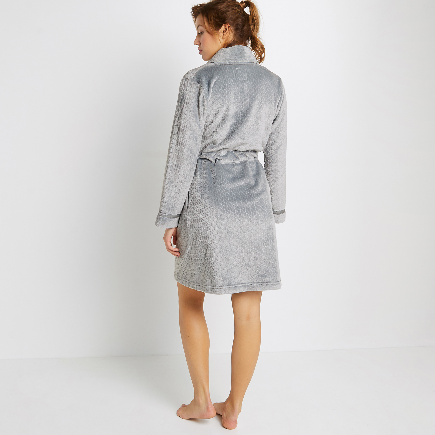 PEIGNOIR GRIS