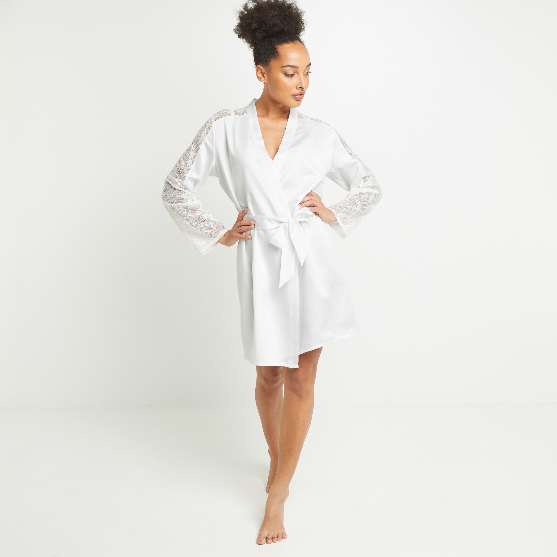 TINA DESHABILLE DENTELLE BLANC