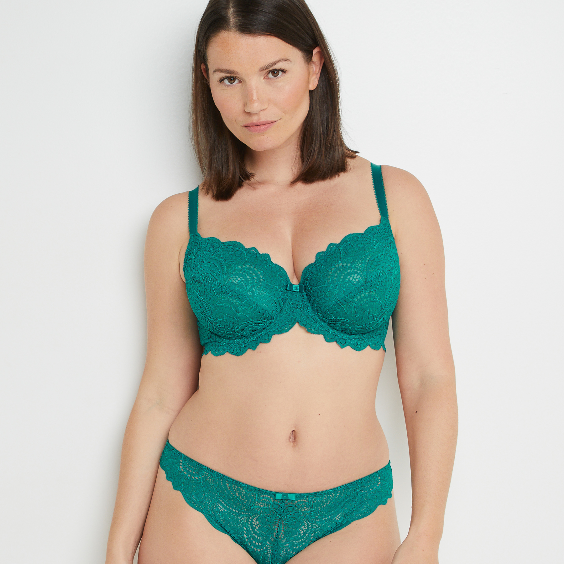 DENTELLE SOUTIEN-GORGE EMBOITANT VERT