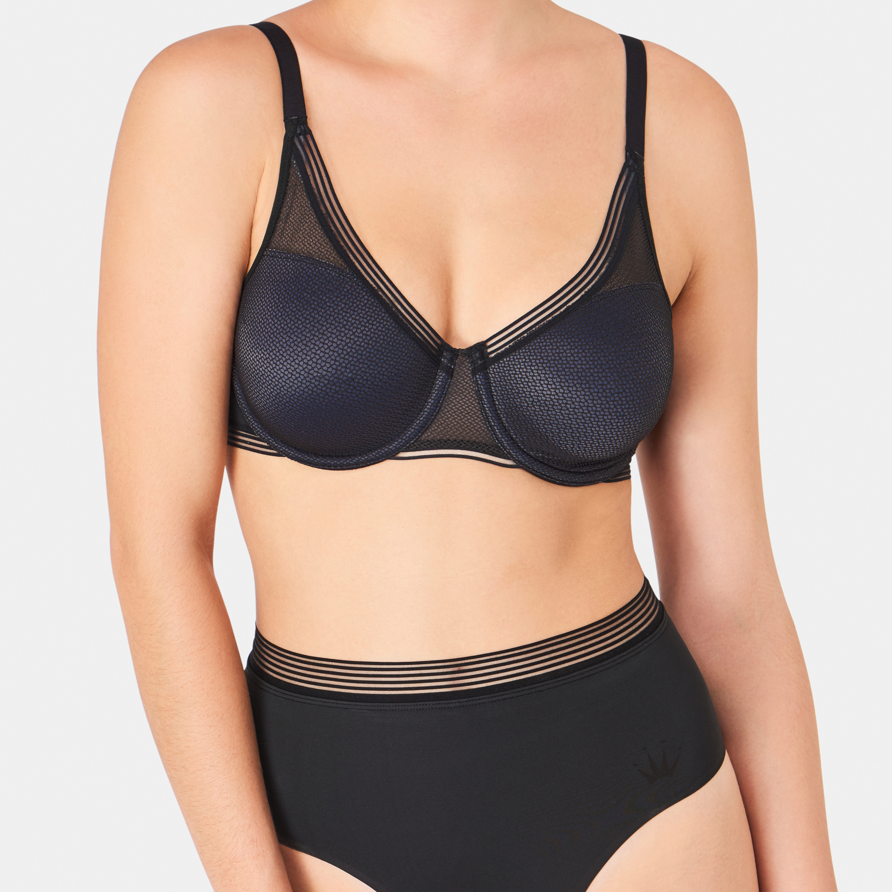 TRIUMPH INFINITE SENSATION MINIMISER NOIR