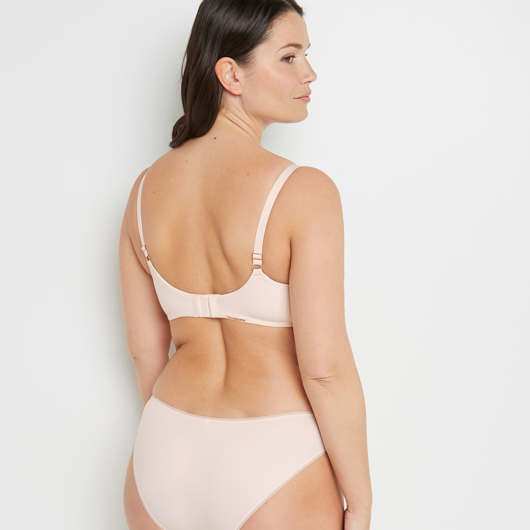 SYARA SOUTIEN-GORGE EMBOITANT POUDRE