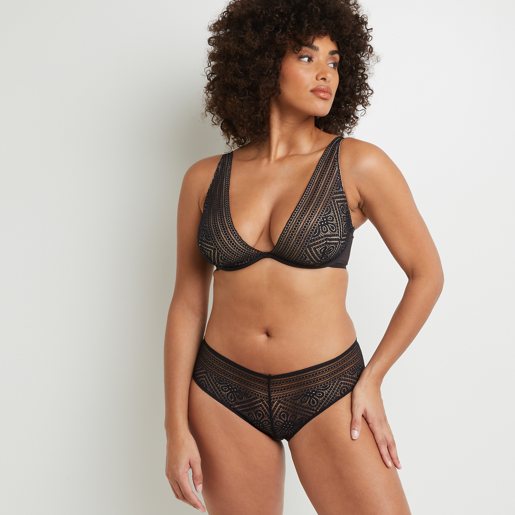 BABY SHORTY DENTELLE NOIR