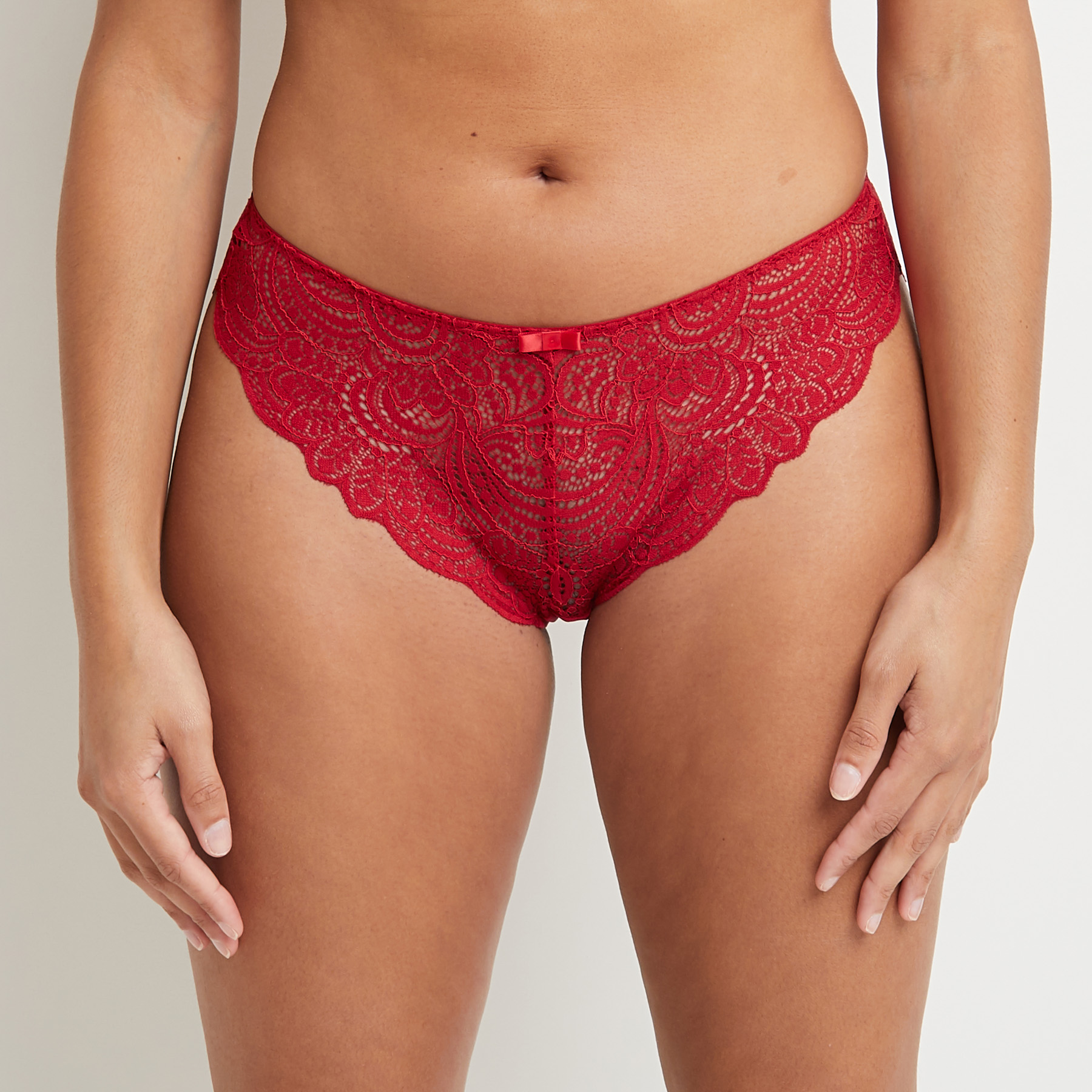 DENTELLE SHORTY DENTELLE ROUGE