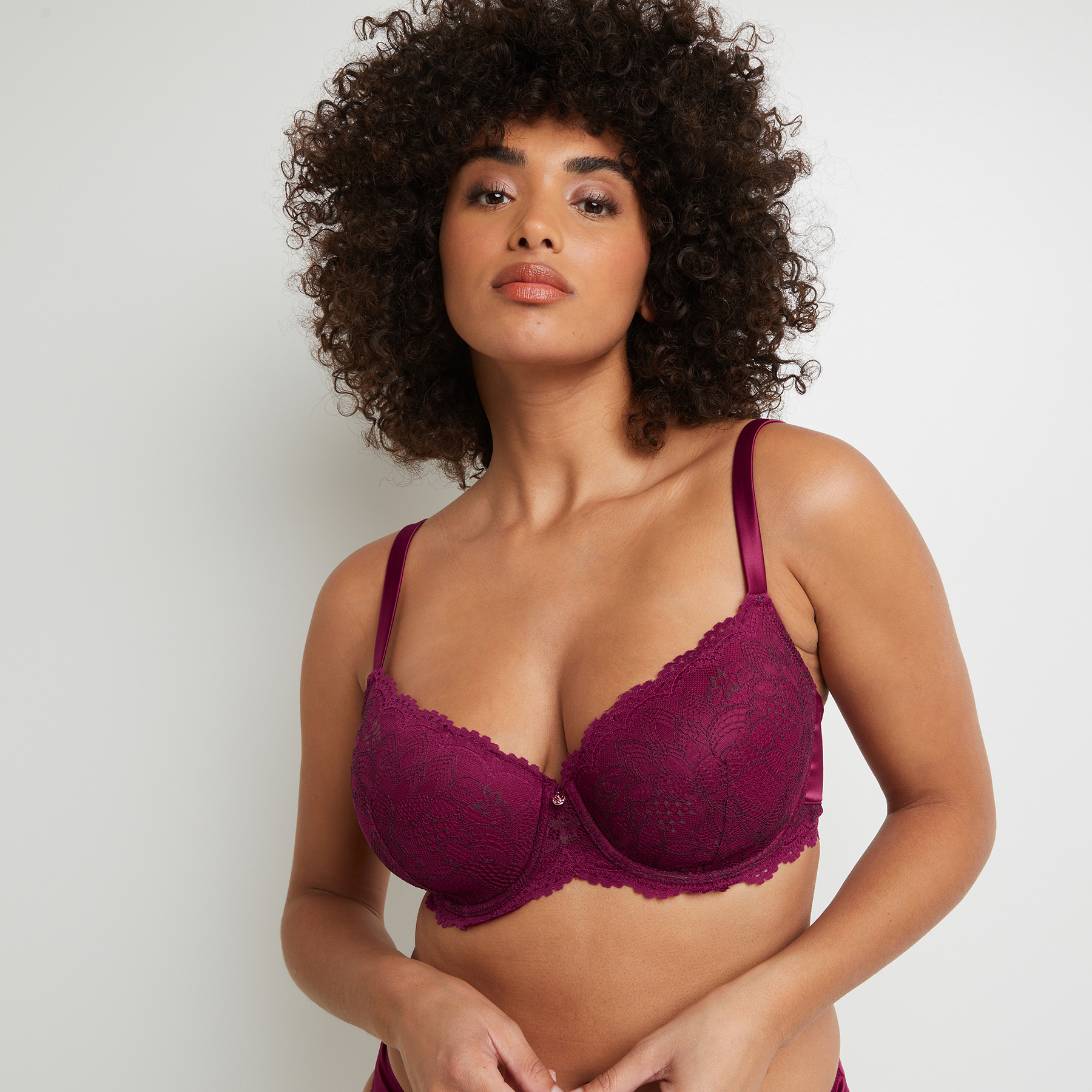 BALI SOUTIEN-GORGE AMPLIFORME EMBOITANT BORDEAUX
