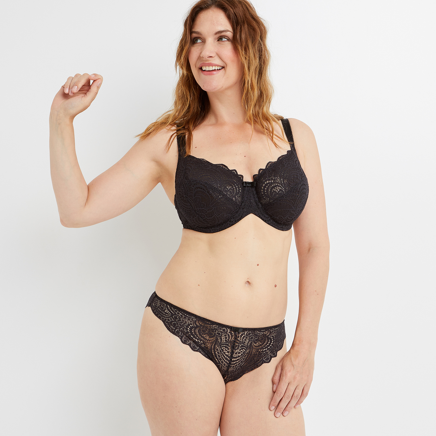 DENTELLE CULOTTE DENTELLE NOIR